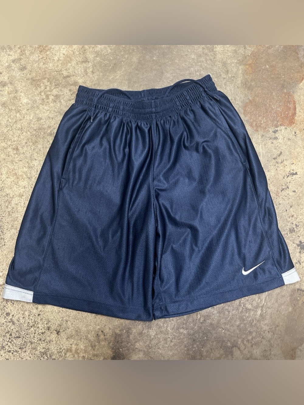 Nike Retro Y2K Shorts Men’s Medium Navy Lightweight Breathable Sportswear 00s